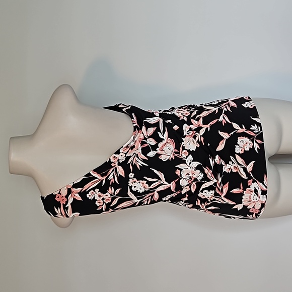 WHBM black floral 1 shoulder stretchy top-L - Picture 3 of 9
